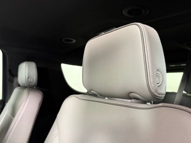 Used 2023 GMC Yukon XL SLT image 25