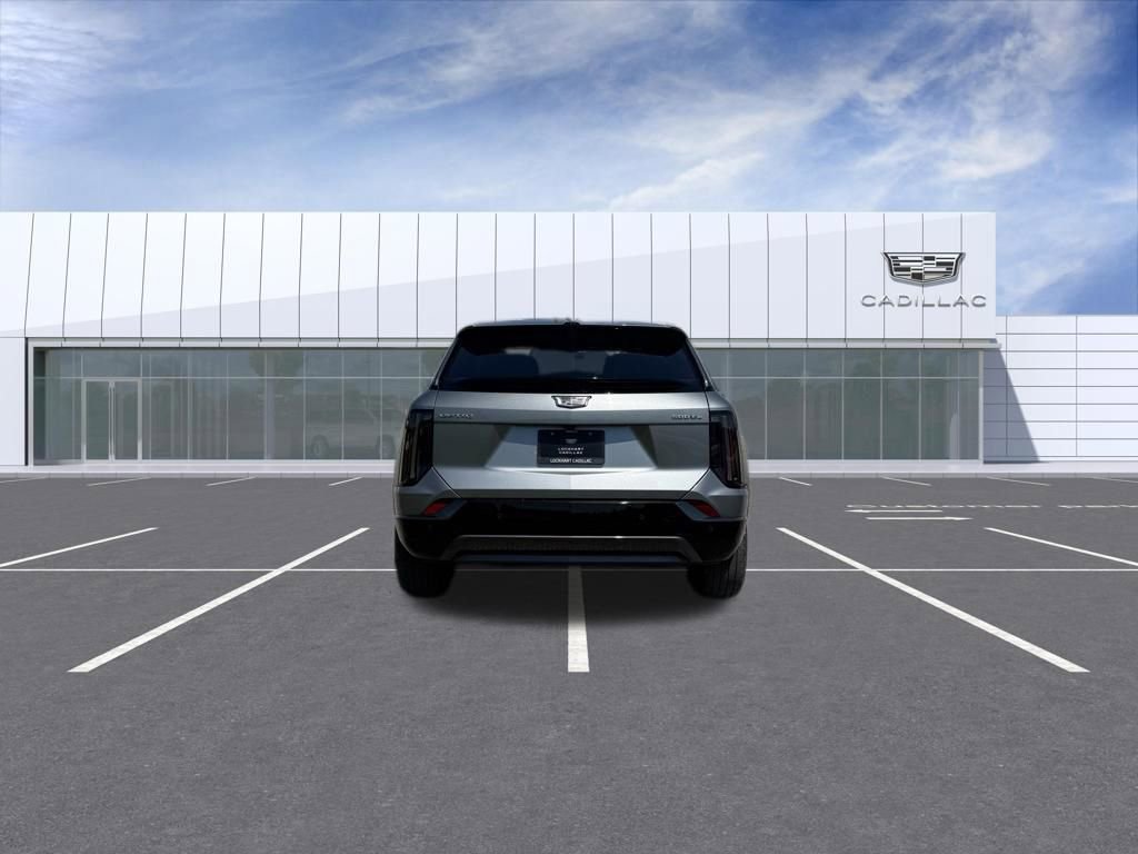 Certified 2025 Cadillac Optiq Sport 2 w/ LPO, Floor Liner Package AWD/4WD image 12
