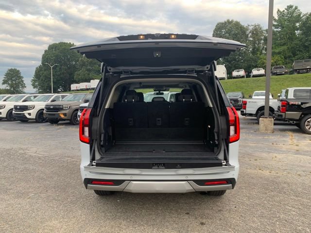 Certified 2025 Ford Expedition Platinum AWD/4WD image 9