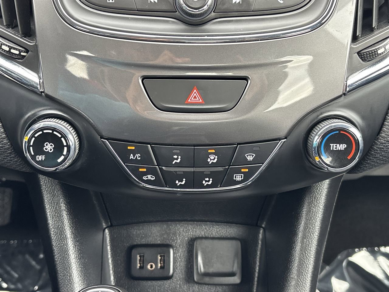 Used 2019 Chevrolet Cruze LS w/ LS Fleet Convenience Package FWD image 22