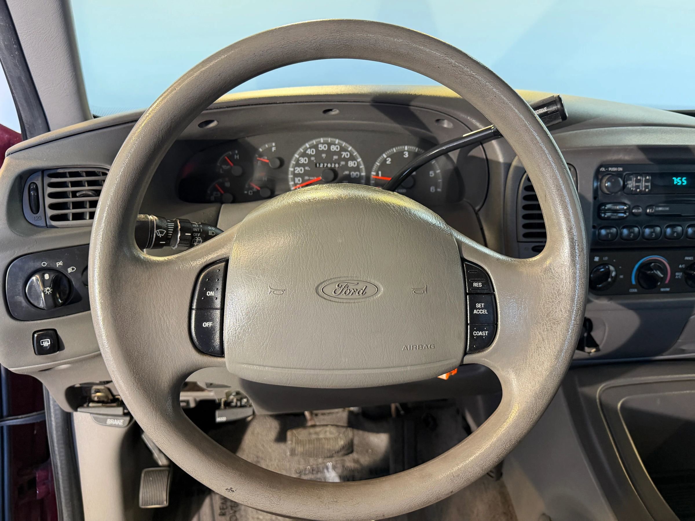 Used 1998 Ford Expedition 4WD image 16