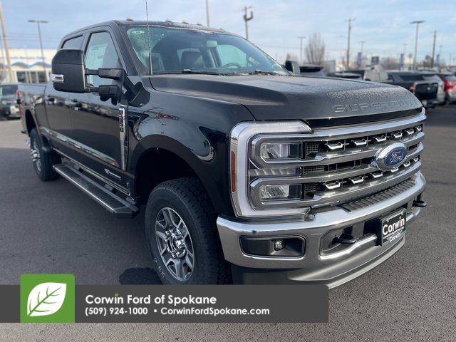 New 2025 Ford F350 Lariat w/ FX4 Off-Road Package