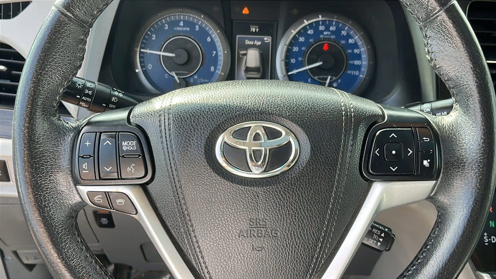 Used 2017 Toyota Sienna XLE AWD/4WD image 12