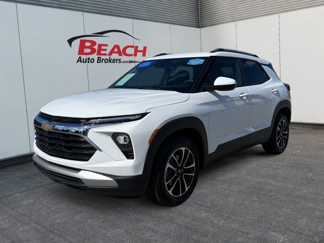 Used 2026 Chevrolet TrailBlazer LT FWD image 1