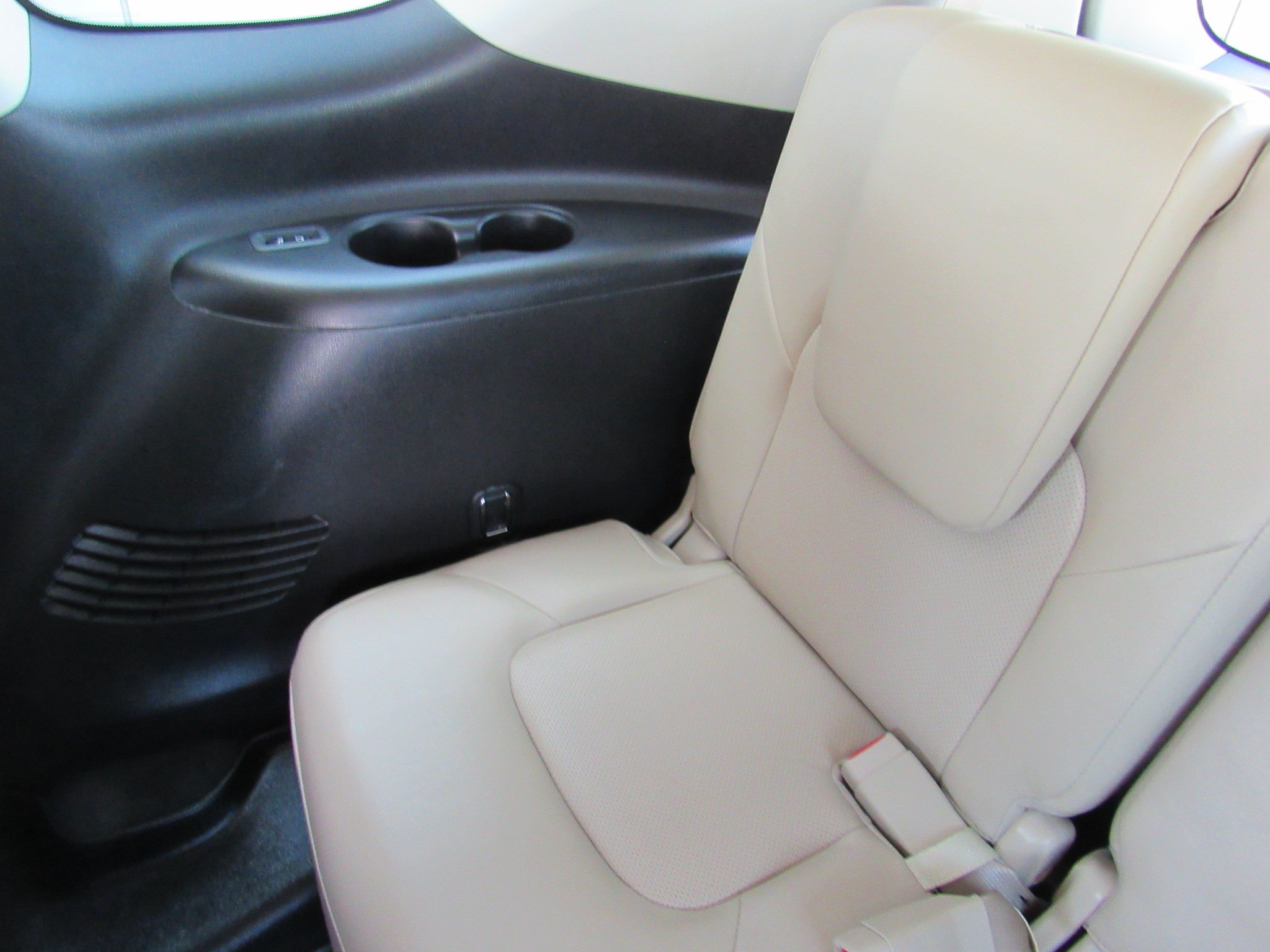 Used 2021 Nissan Armada Platinum w/ Captain's Chairs Package AWD/4WD image 47