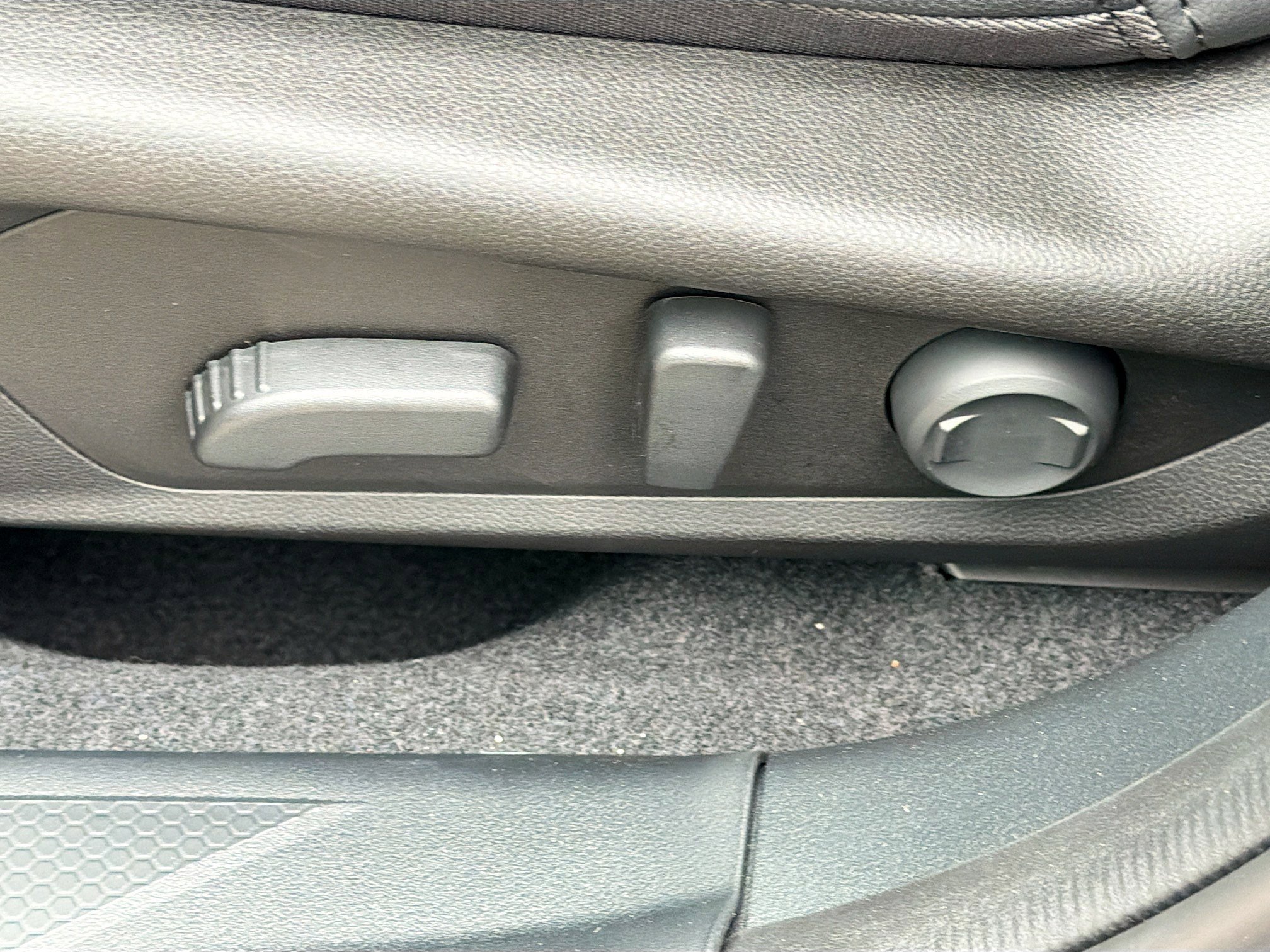 New 2026 Subaru Outback Premium image 24