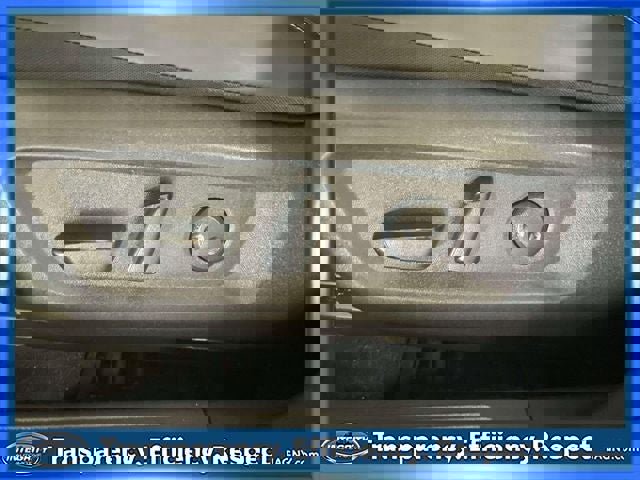 Used 2023 Nissan Rogue SV w/ SV Premium B Package image 18