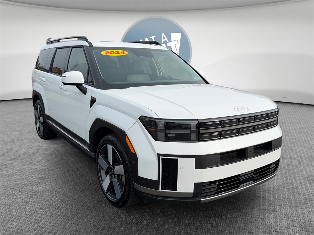 Used 2024 Hyundai Santa Fe Limited image 1