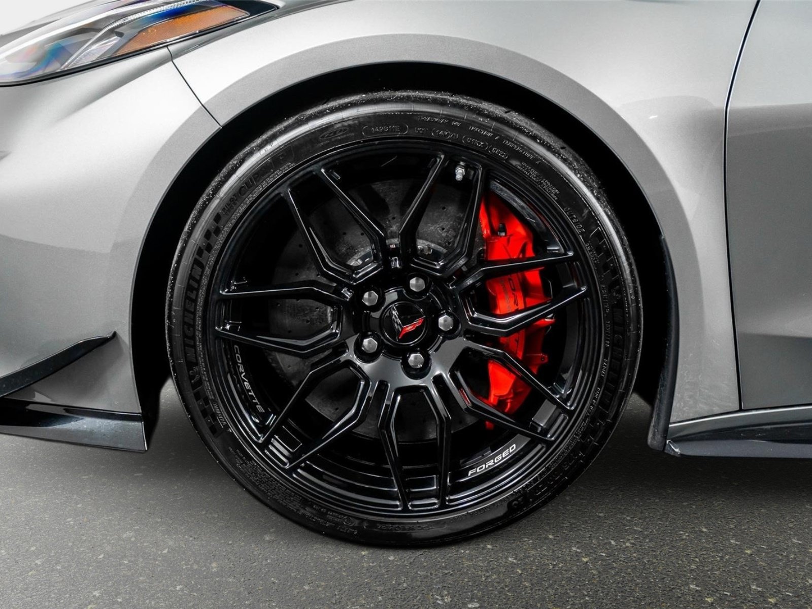Used 2023 Chevrolet Corvette Z06 w/ Z07 Performance Package RWD image 20
