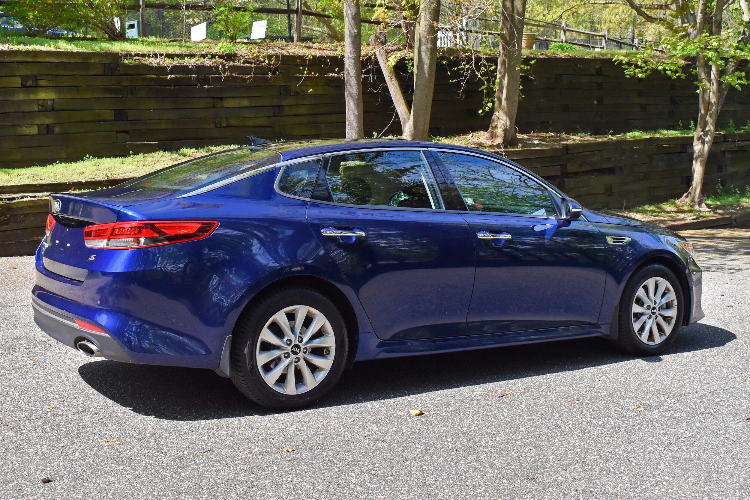 Used 2018 Kia Optima S w/ Panoramic Sunroof Package FWD image 8