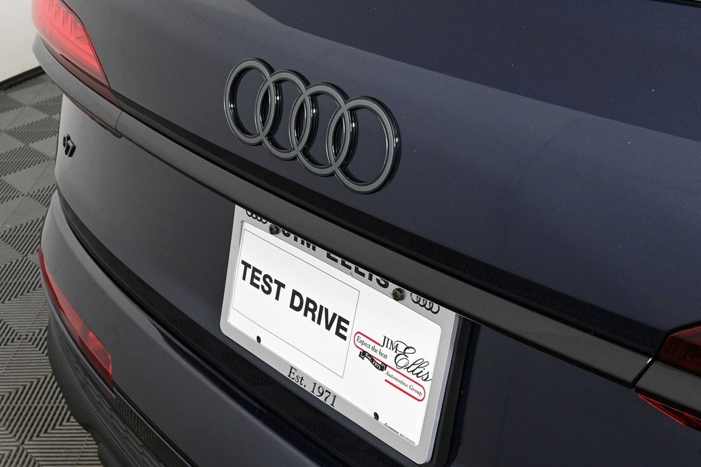 New 2026 Audi SQ8 Premium Plus image 39