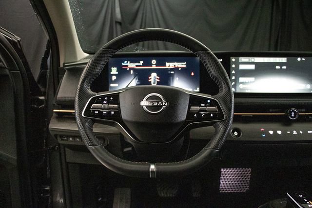 Used 2025 Nissan Ariya AWD image 22