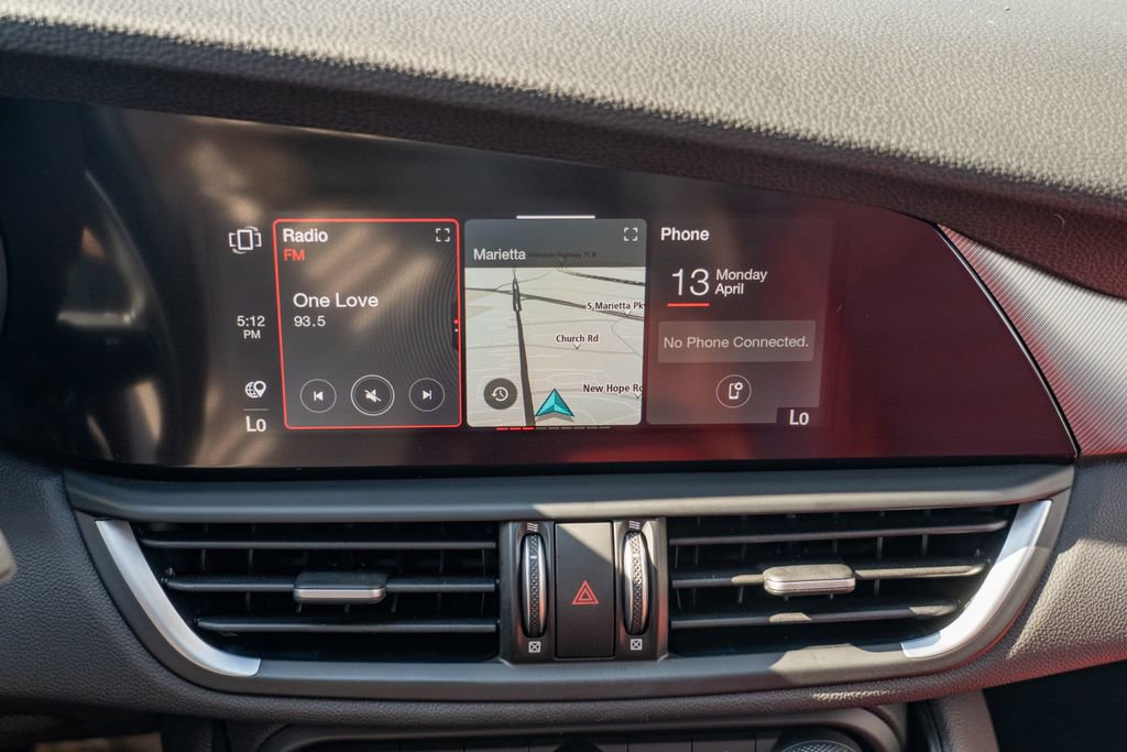 Used 2023 Alfa Romeo Giulia Veloce RWD image 24