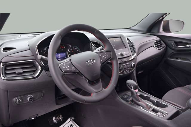 Used 2023 Chevrolet Equinox RS image 12