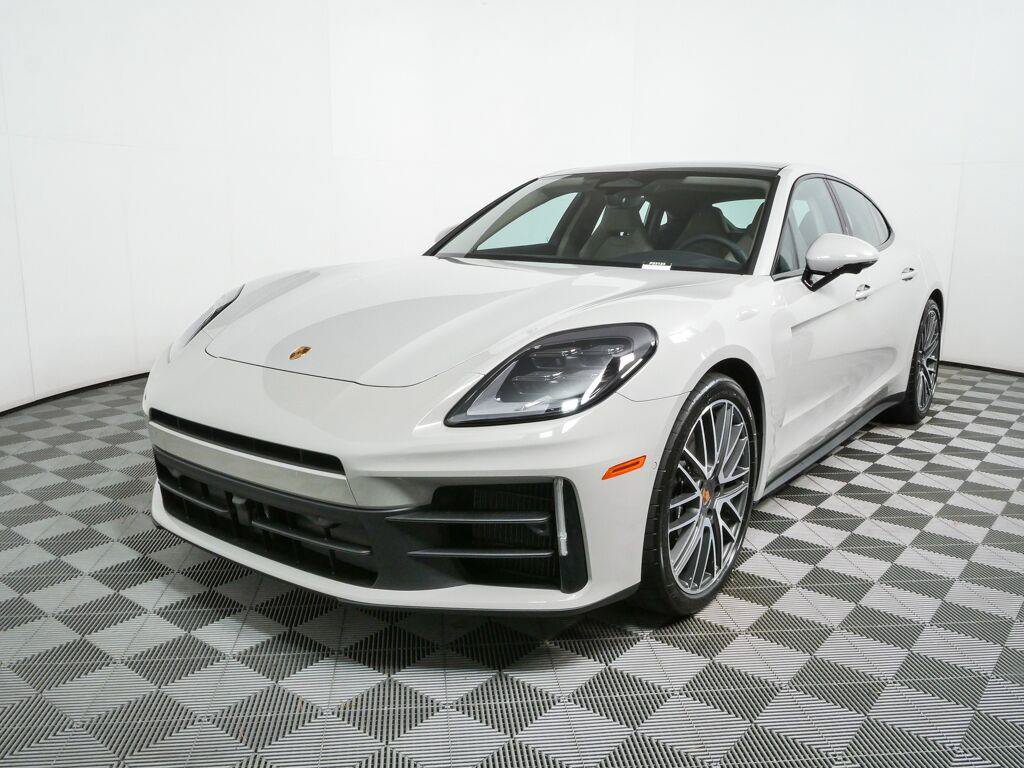 New 2026 Porsche Panamera 4