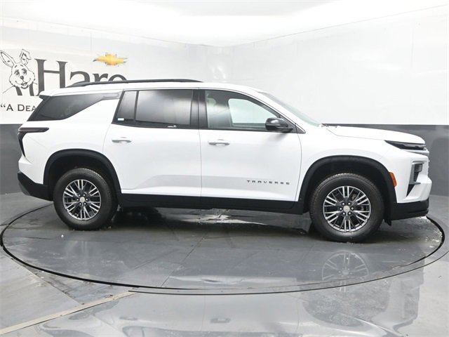 New 2026 Chevrolet Traverse LT w/ LPO, Floor Liner Package video 1