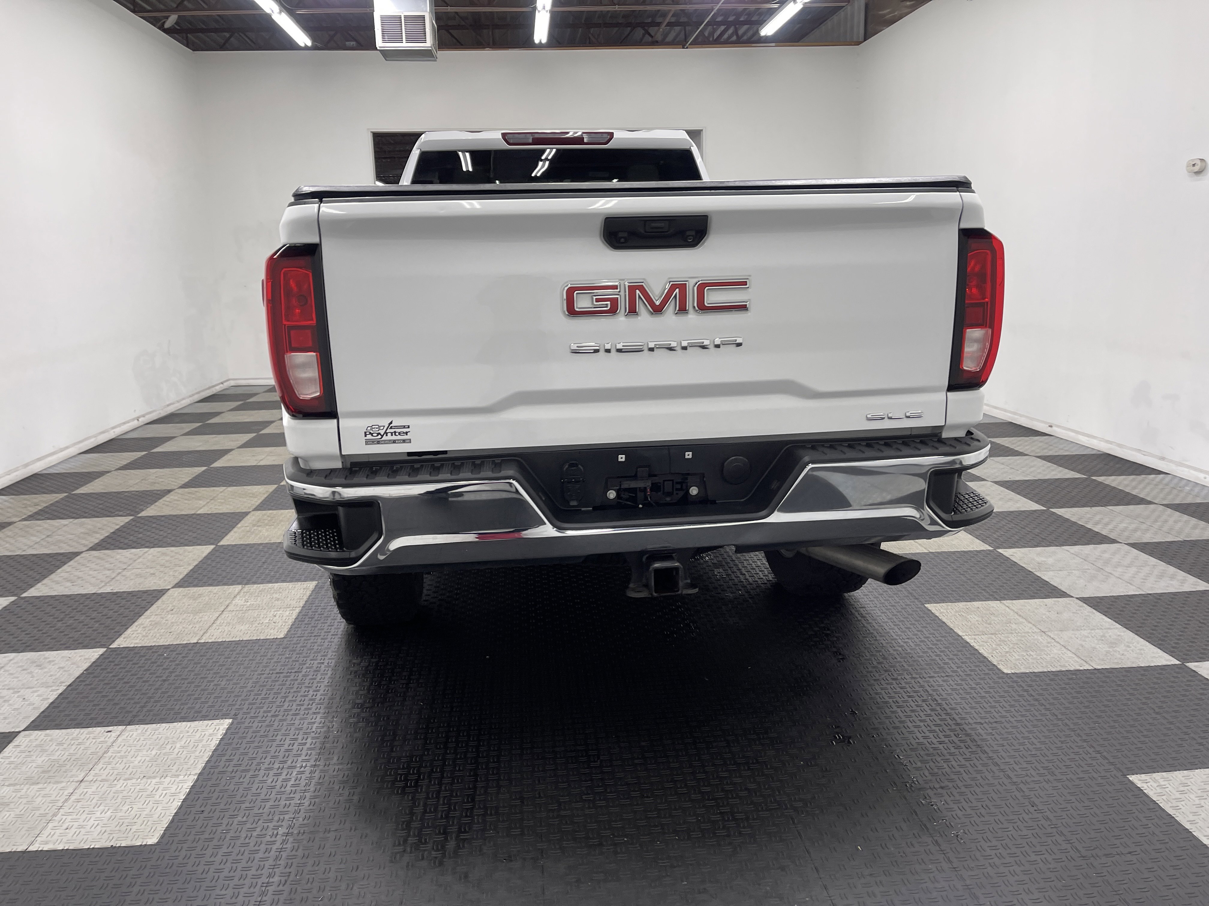 Used 2021 GMC Sierra 2500 SLE w/ SLE Value Package; AWD/4WD image 3