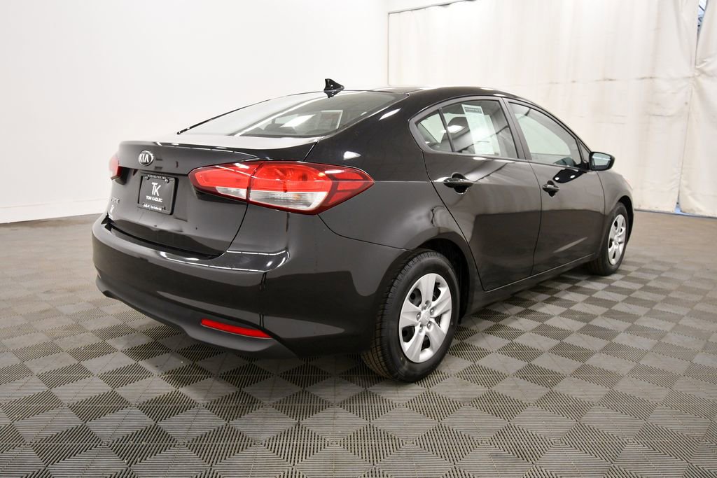 Certified 2017 Kia Forte LX FWD image 7