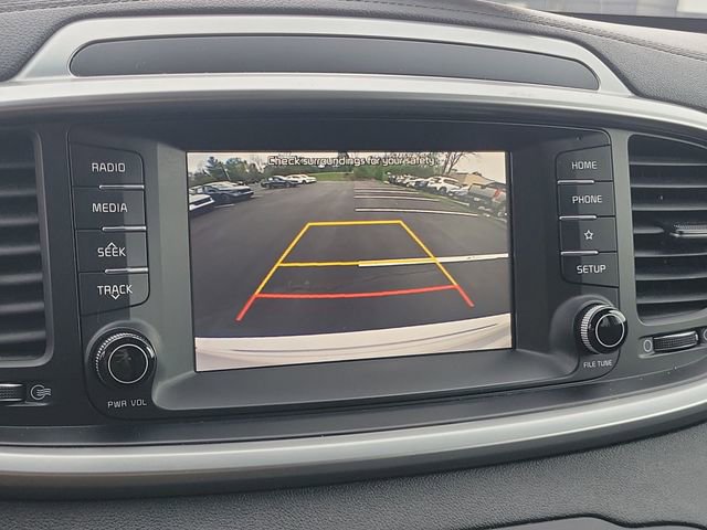 Used 2020 Kia Sorento LX image 23
