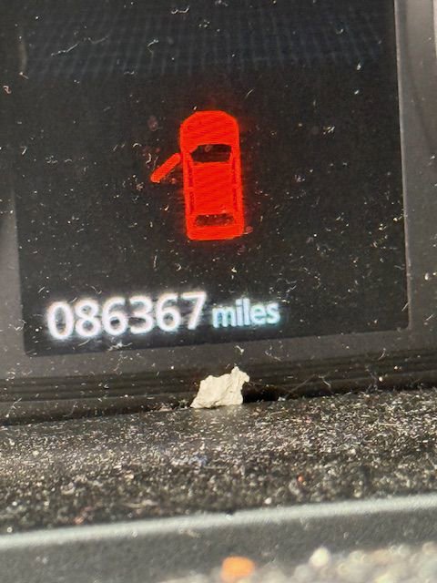 Used 2016 Mitsubishi Outlander SE image 3