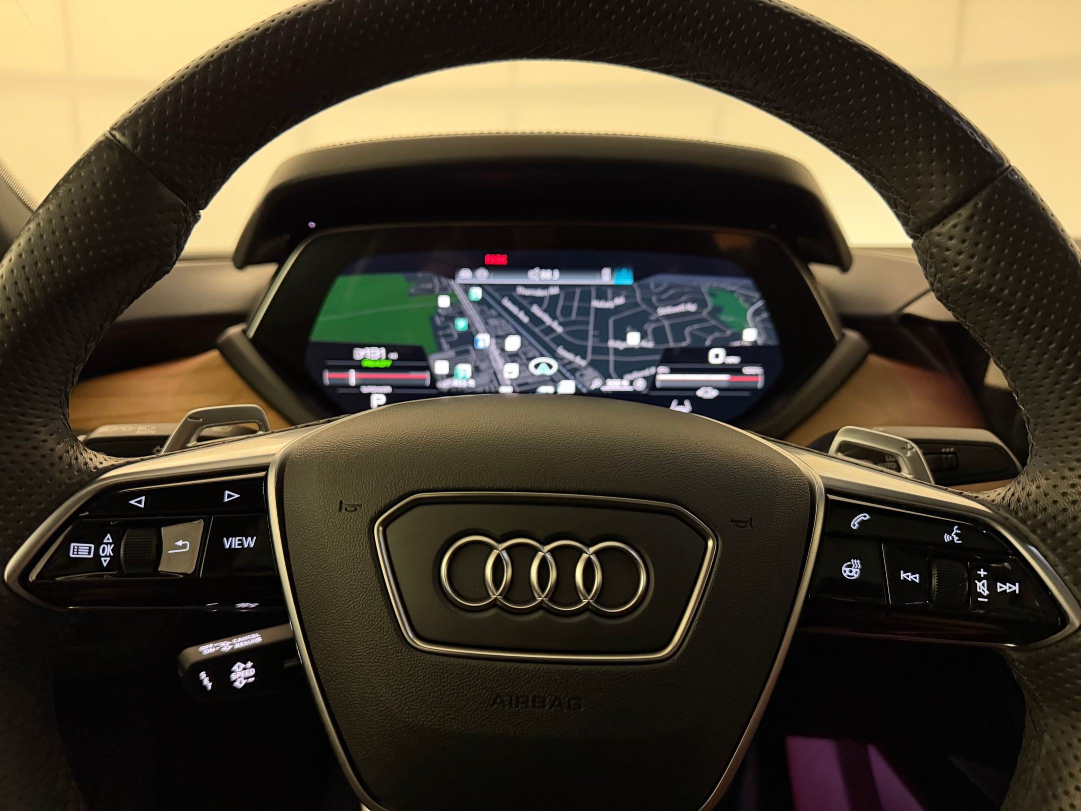 Certified 2024 Audi e-tron GT Premium Plus AWD/4WD image 11