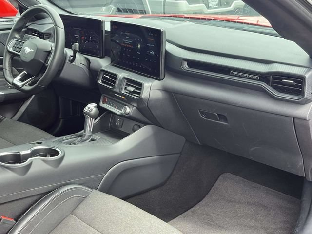 Used 2024 Ford Mustang Coupe RWD image 25