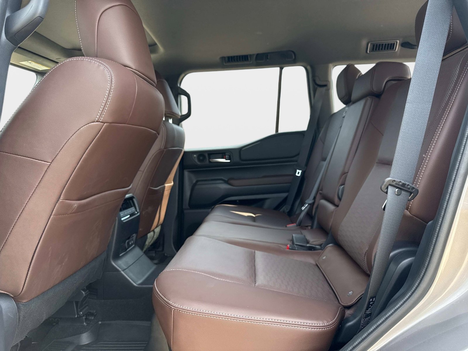 Used 2025 Toyota Land Cruiser w/ Premium Package image 15