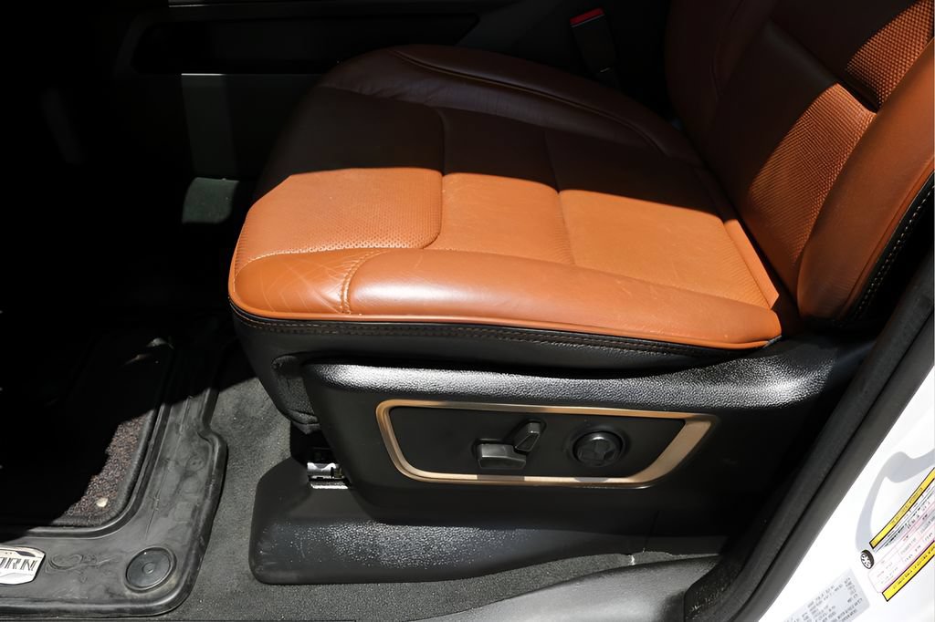 Used 2022 RAM 1500 Limited AWD/4WD image 15