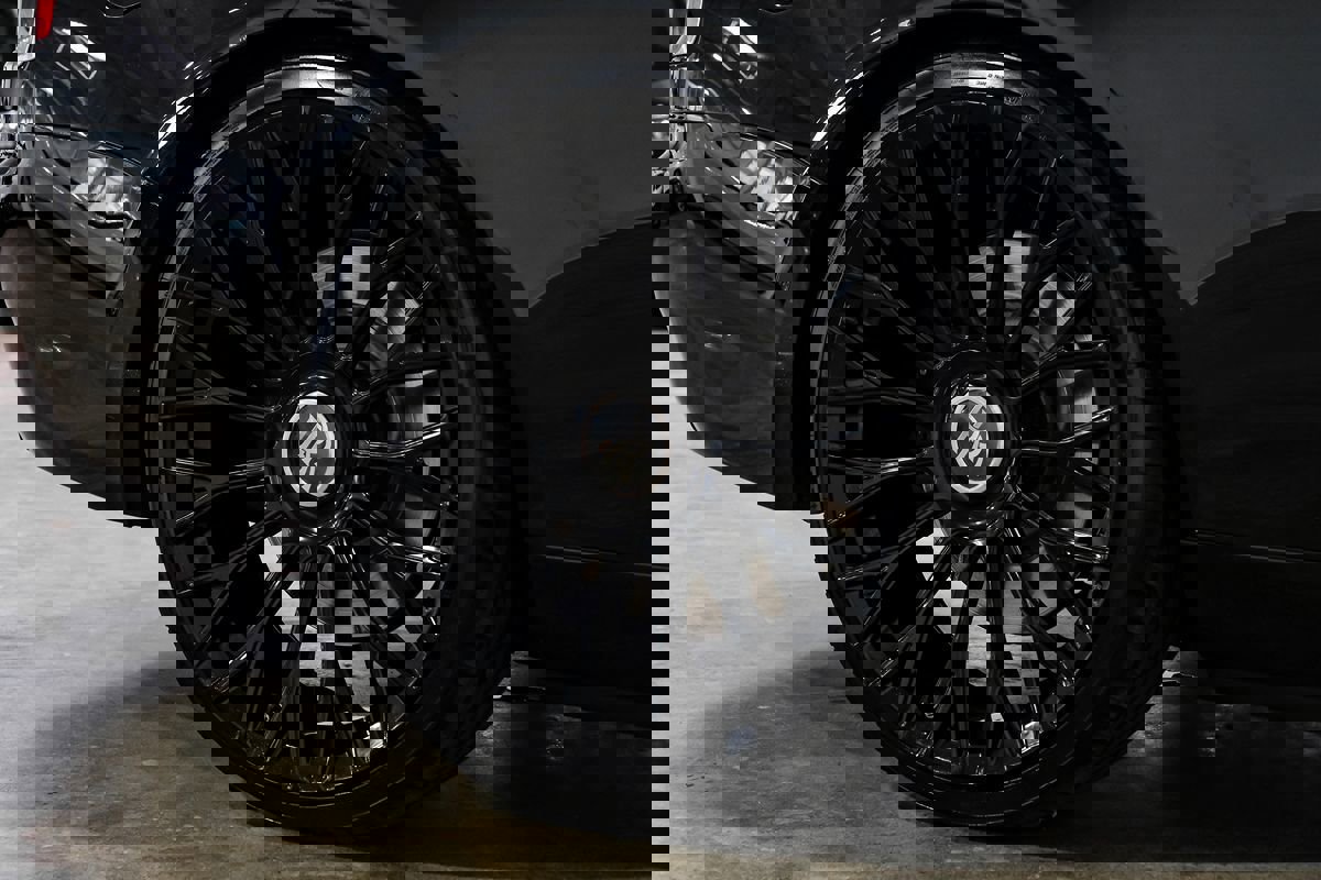 Used 2016 Rolls-Royce Dawn image 46