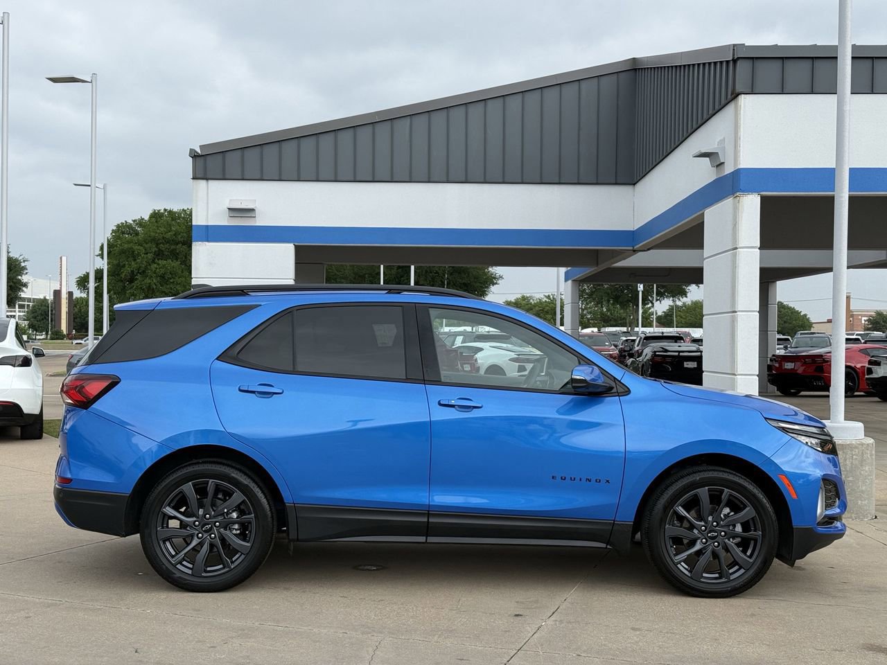 Certified 2024 Chevrolet Equinox RS w/ RS Leather Package image 3