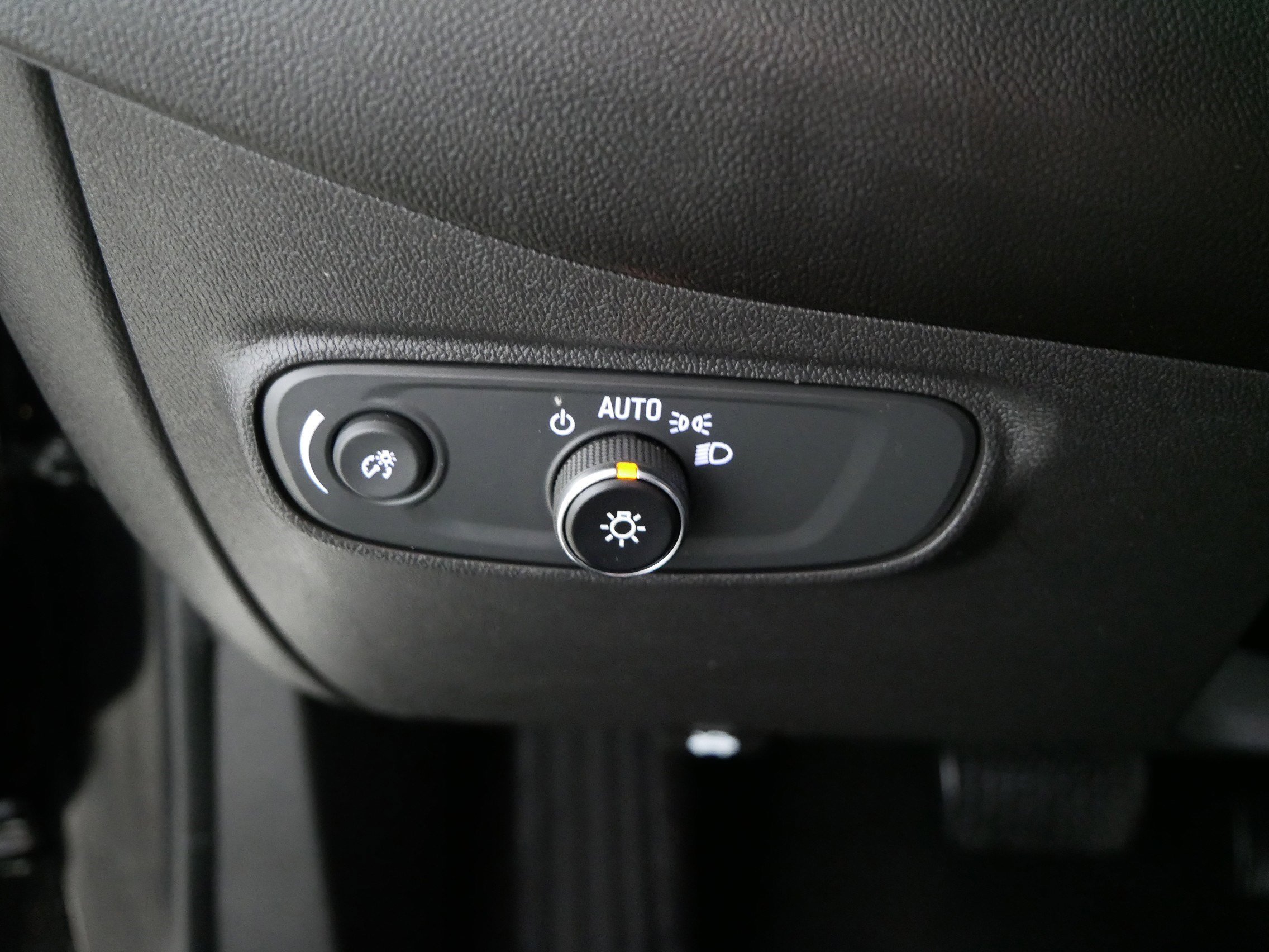 Used 2023 Chevrolet Equinox LT image 26