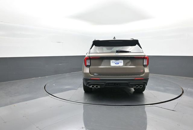 New 2026 Ford Explorer ST w/ Sun And Sound Package image 6