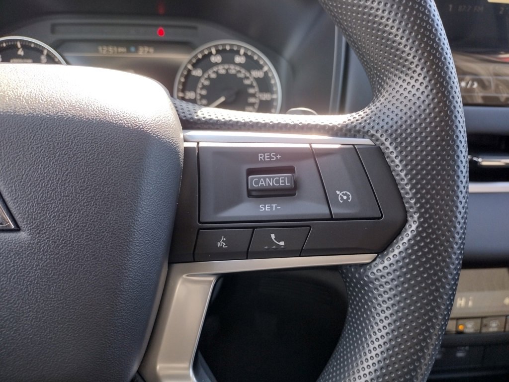 New 2026 Mitsubishi Outlander ES image 26