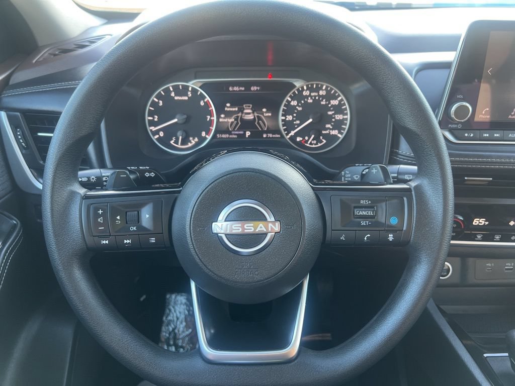 Used 2023 Nissan Rogue SV FWD image 45