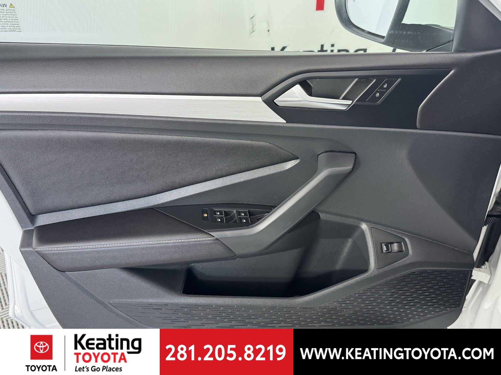 Used 2025 Volkswagen Jetta S image 11