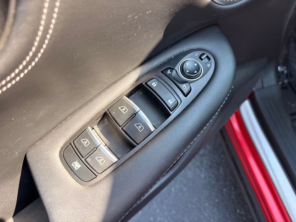 Used 2023 INFINITI QX50 Sensory AWD/4WD image 12