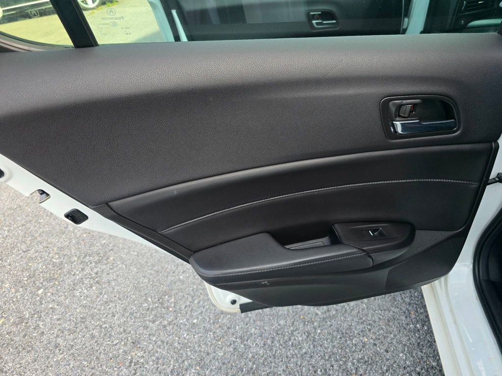 Used 2014 Acura ILX FWD image 13