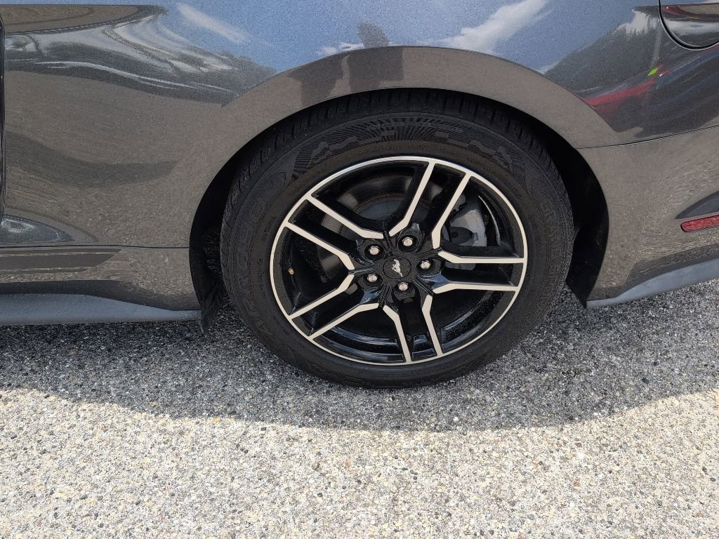 Used 2020 Ford Mustang Premium RWD image 13