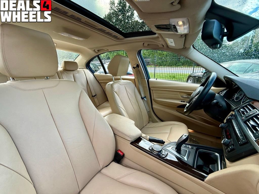 Used 2015 BMW 335i xDrive Sedan AWD/4WD image 25