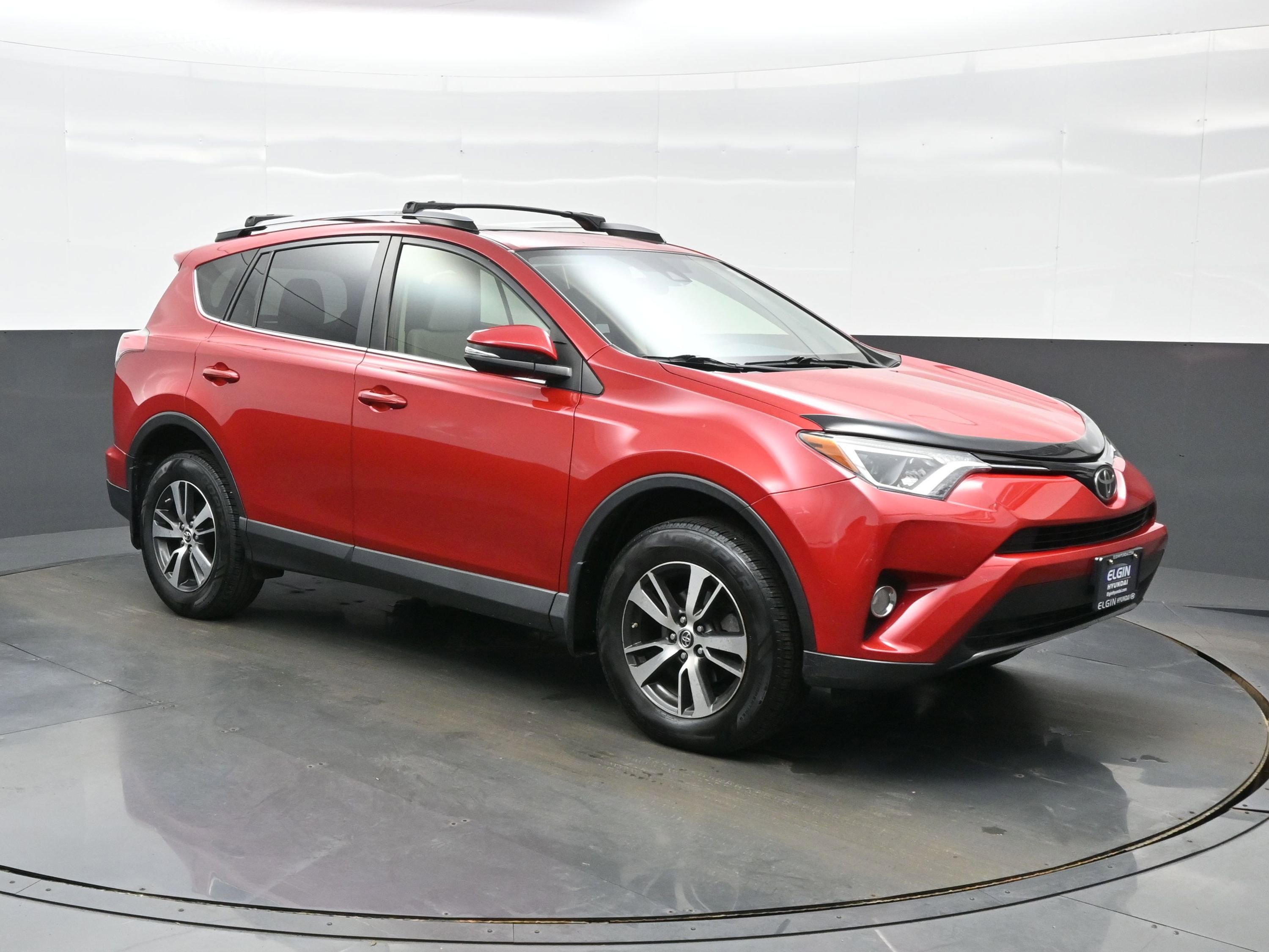 Used 2017 Toyota RAV4 XLE w/ Plus Special Value Package AWD/4WD image 8