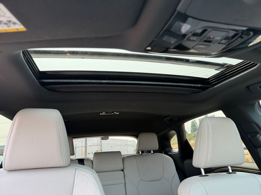 Used 2025 Lexus RX 350 Premium Plus w/ Convenience Package FWD image 27