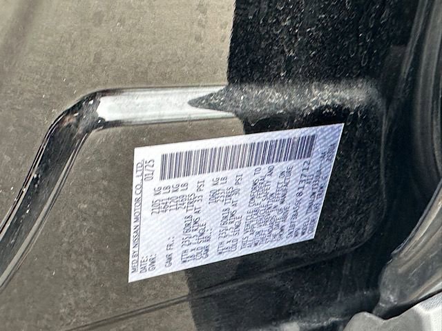 Used 2025 Nissan Rogue SV image 28