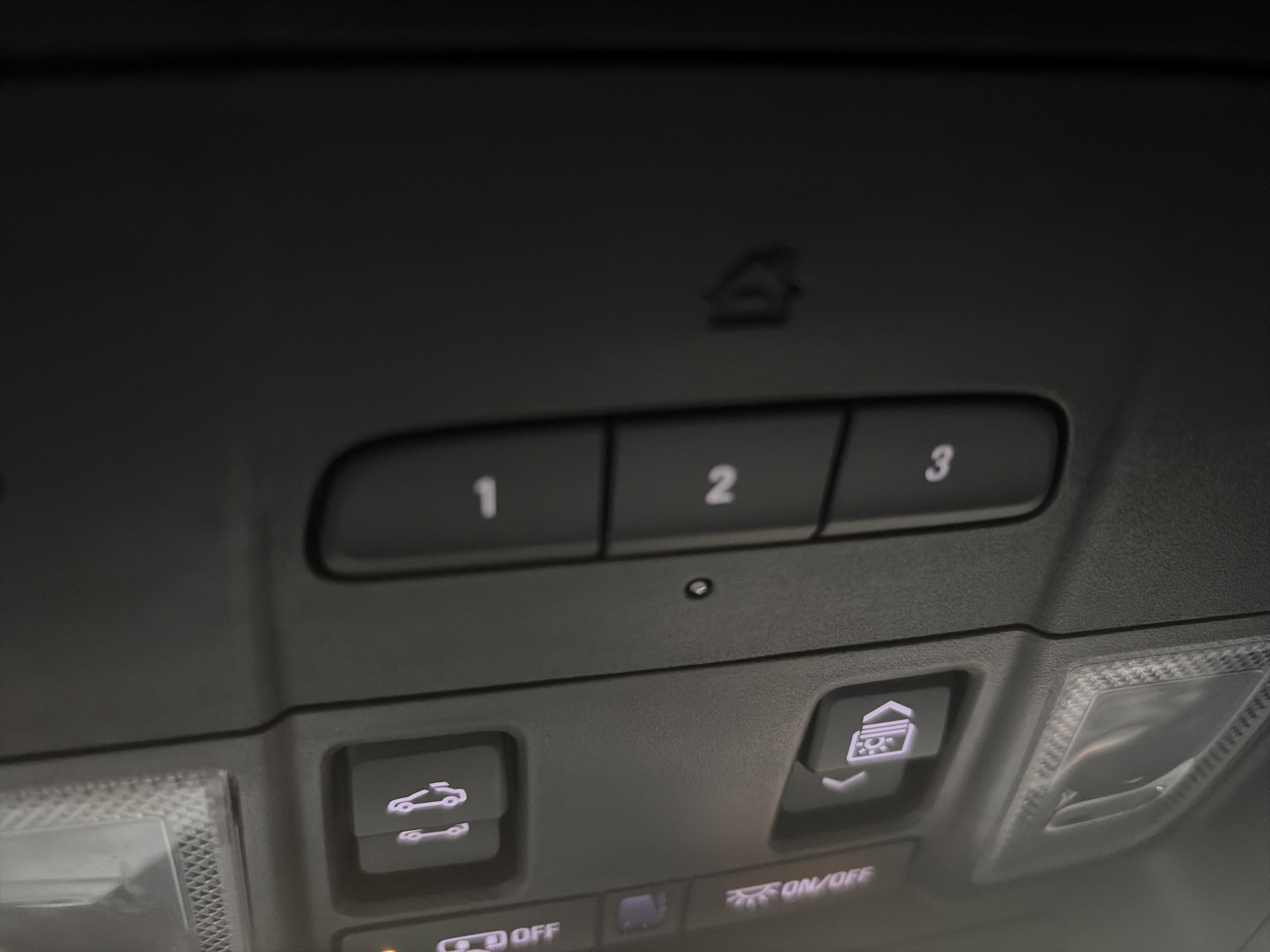 Used 2020 Chevrolet Blazer RS image 24