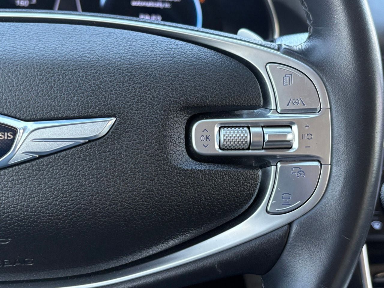 Used 2022 Genesis GV80 2.5T w/ Prestige Package 04 AWD/4WD image 15