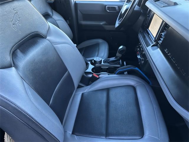 Used 2022 Ford Bronco Black Diamond image 23