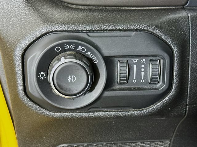 Used 2018 Jeep Wrangler Unlimited Sport S AWD/4WD image 10