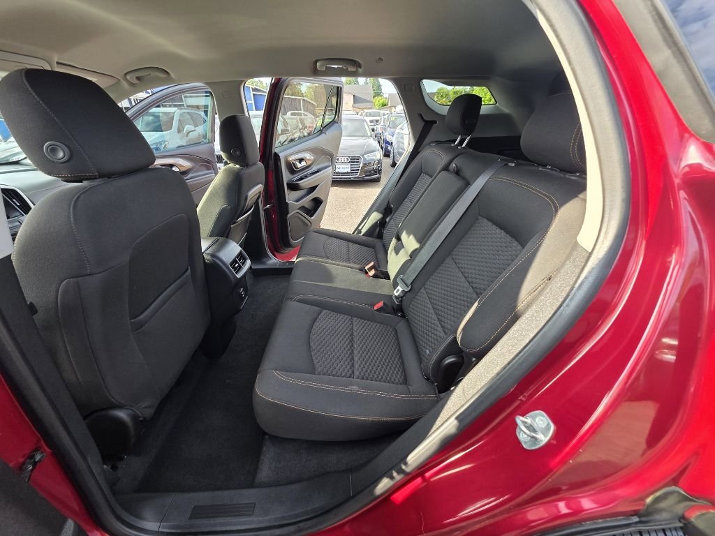 Used 2019 GMC Terrain SLE w/ Driver Convenience Package FWD image 18
