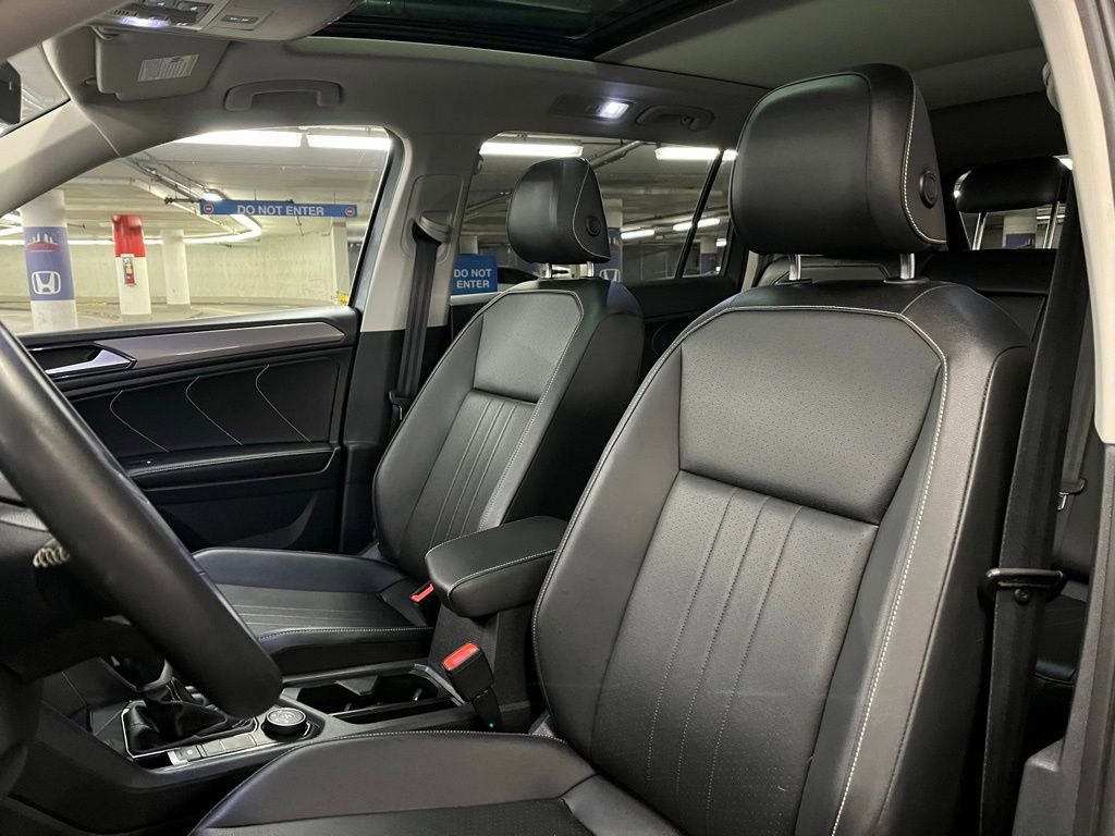 Used 2023 Volkswagen Tiguan SE w/ Panoramic Sunroof Package image 20