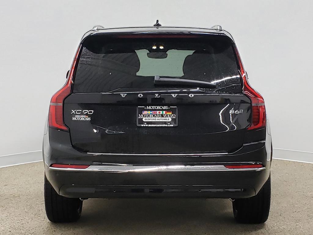 New 2026 Volvo XC90 B6 Plus w/ Protection Package Premier AWD/4WD image 4