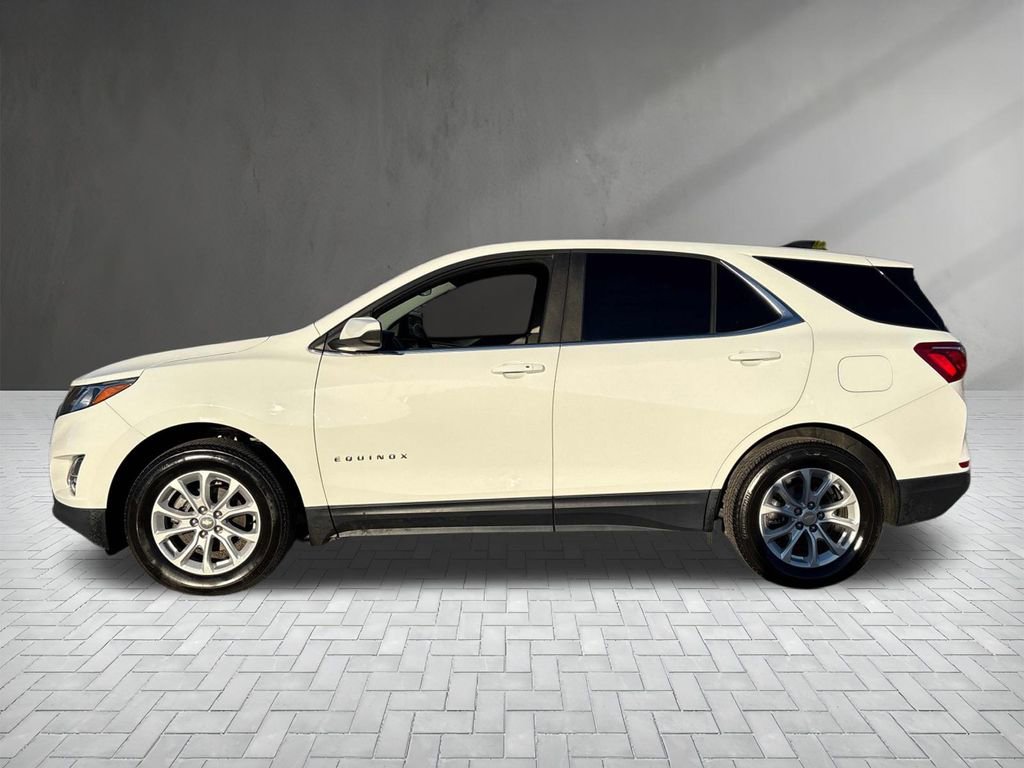 Used 2021 Chevrolet Equinox LT w/ Driver Convenience Package image 2
